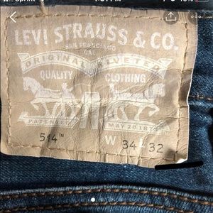 Levi’s blue jeans